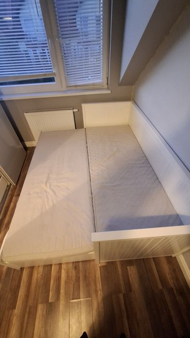 Łóżko Ikea Hemnes materac VANNAREID