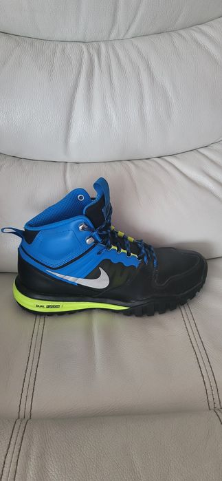 Buty Nike wysokie r.44. Nowe . Dual fusion.