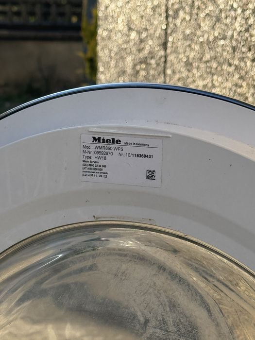 Пральна машина Miele W1 9kg 1600rpm