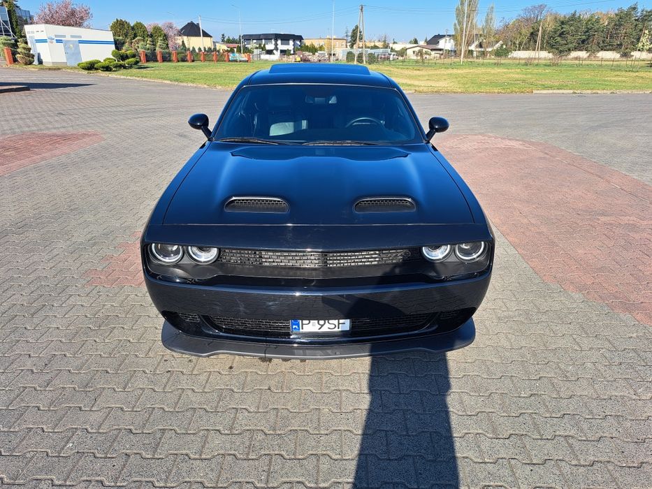 Challenger Charger Dodge 808km Hellcat red eye redeye 2022r mustang