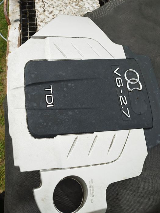 Pokrywa osłona silnika Audi 2.7 3.0 TDI a4 B7 A6 C6