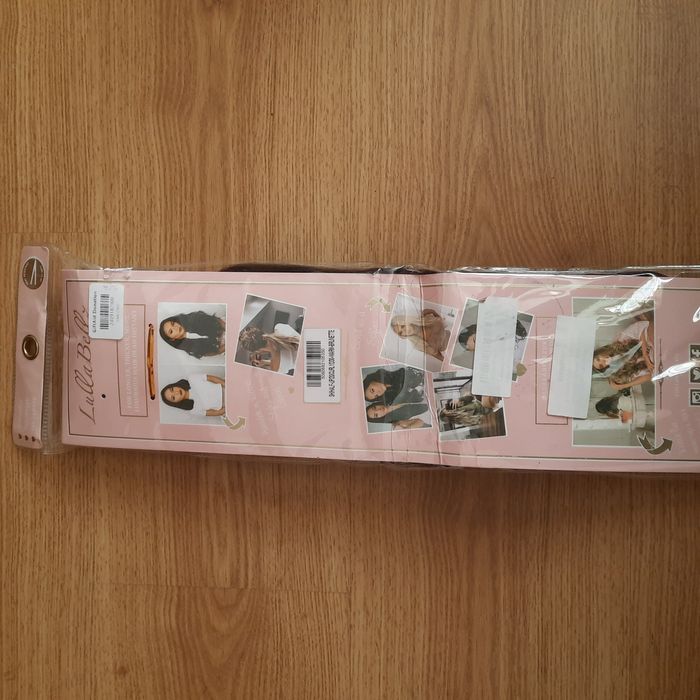 Волосся шоколадного кольору