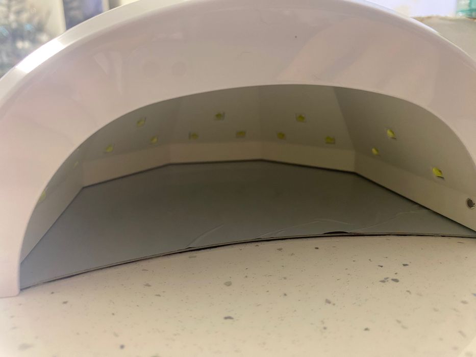 Лампа для манікюру