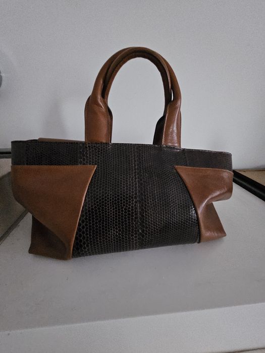 Malas ( carteiras de Senhora em pele genuina