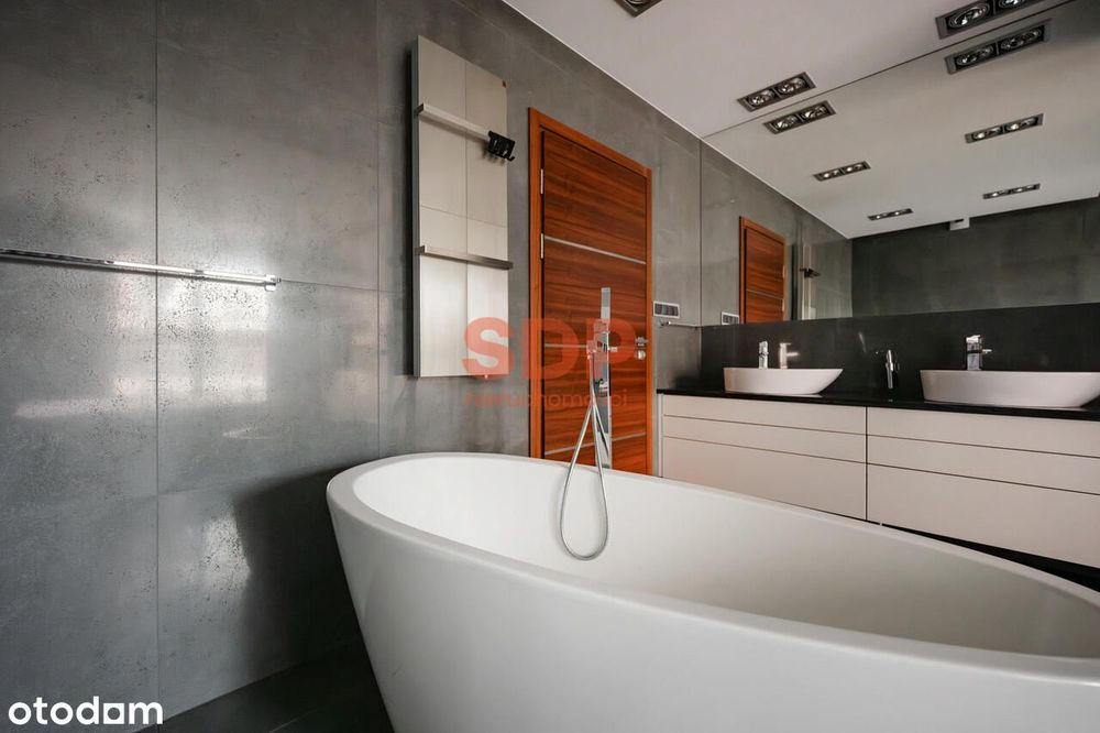 Apartament z tarasem 220 m2|Angel Wings|Walońska