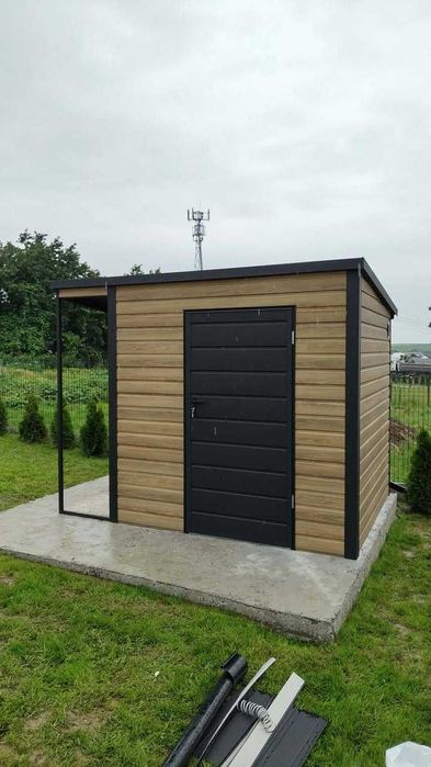 Domek narzędziowy 2,5m x 2m
