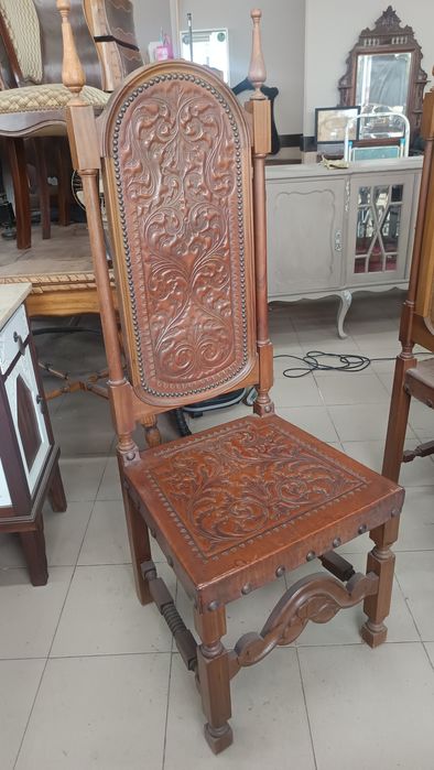 Cadeira colonial de monge