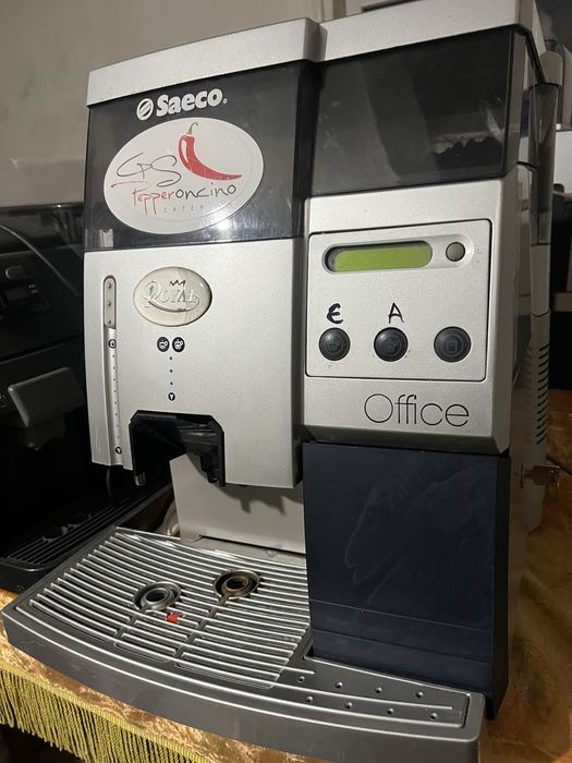 Кавомашина Saeco Royal Office та Saeco Aulika