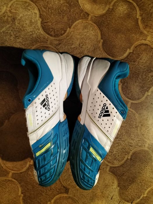 Adidas rozm 36,5 , halówki gratis