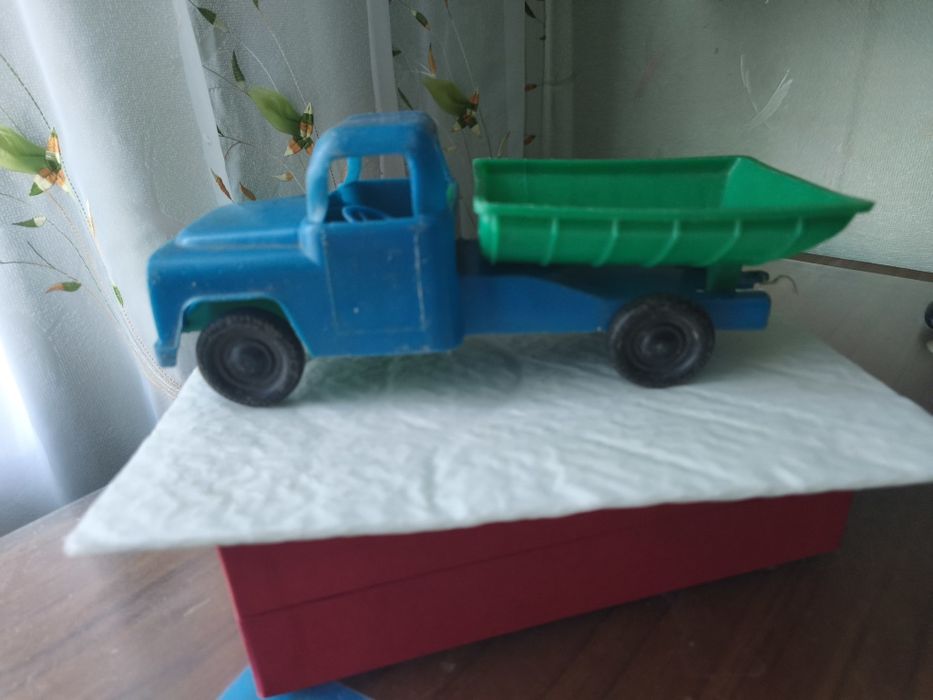 игрушка самосвал СССР