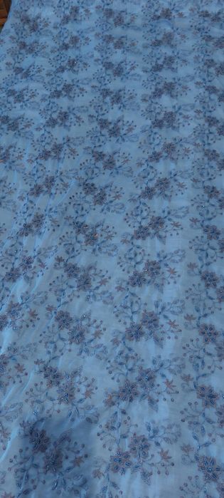 Tecido bordado azul em organza - Origem Dubai