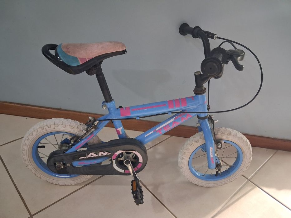 Bicicleta menina