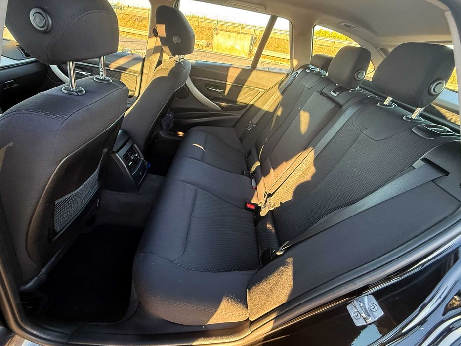 Bmw 318D Touring 2013