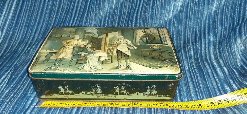 Caixa de bolos Antiga