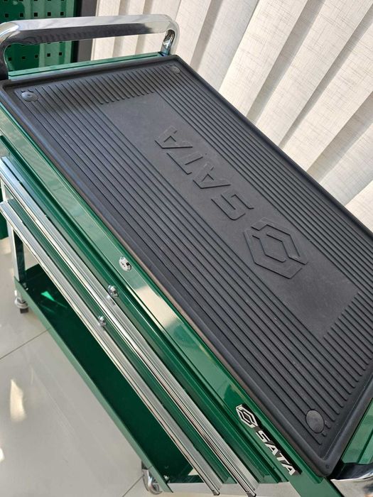 Carrinho de ferramentas 38" SATA