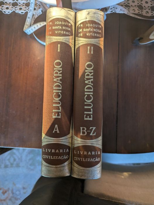 Elucidário Das Palavras, Termos e Frases