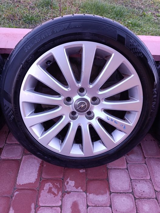 Титани на Опель Інсігнія  18 Ка