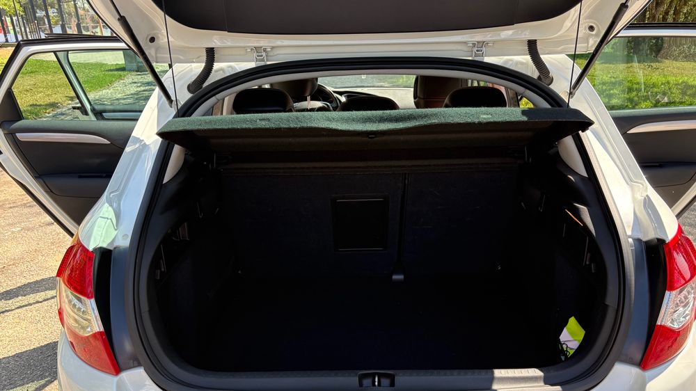 Citroën C4 — fotografia 12