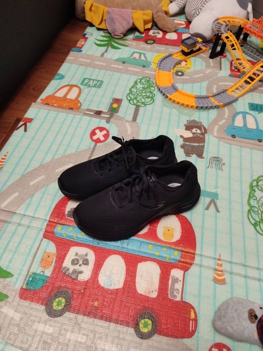Кросівки skechers  чоловічі