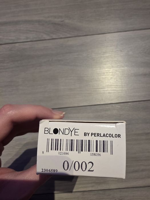 Toner do blondu Oyester 0/084