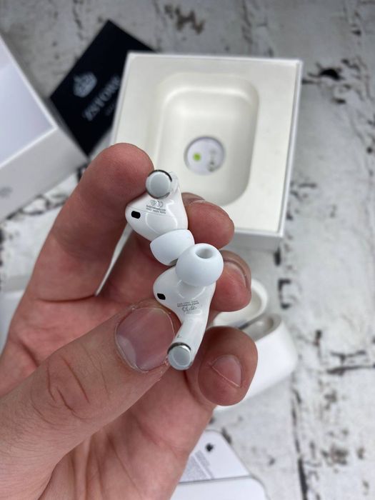 АирПодсPro 2 Lux з шумозаглушенням, чип Airoha AB1563E, MagSafe, Локатор, бездротові Bluetooth навушники + чехол