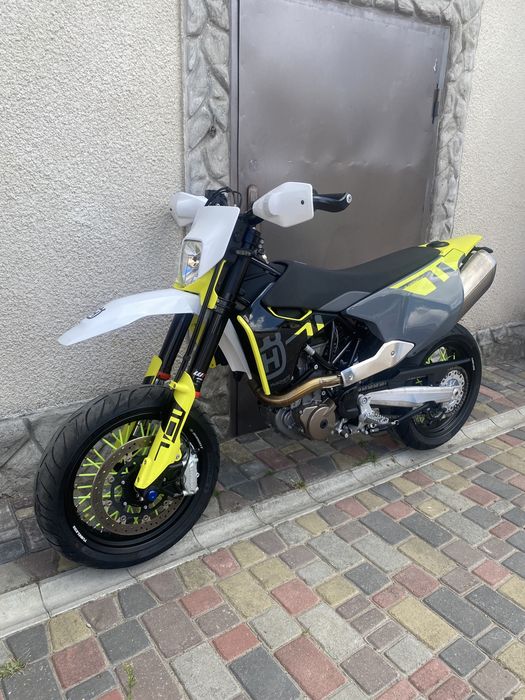 Husgvarna 701 ktm 690