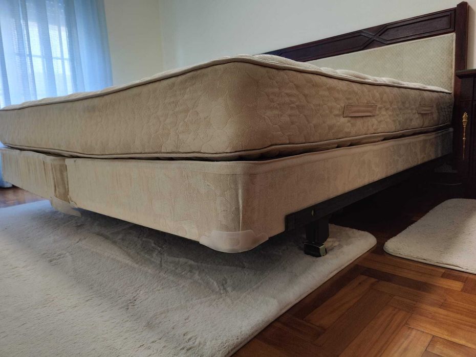 Cama de casal 200x200 cm