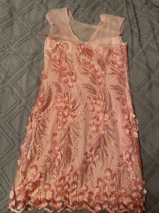Сукня рожева нарядна