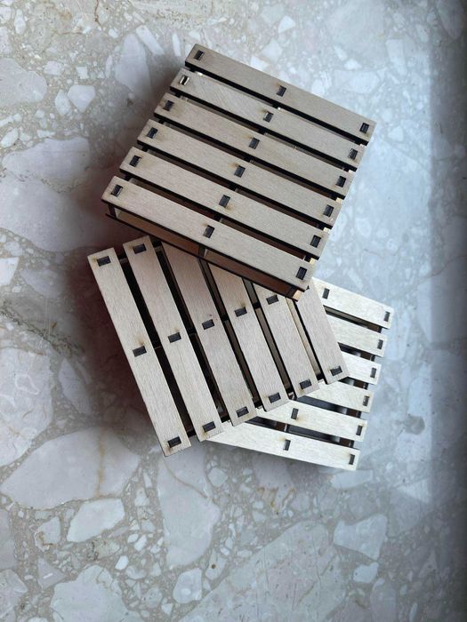 Podstawka Pod Kubek w Kształcie Mini Palety - 9x9 cm, Sklejka 3 mm