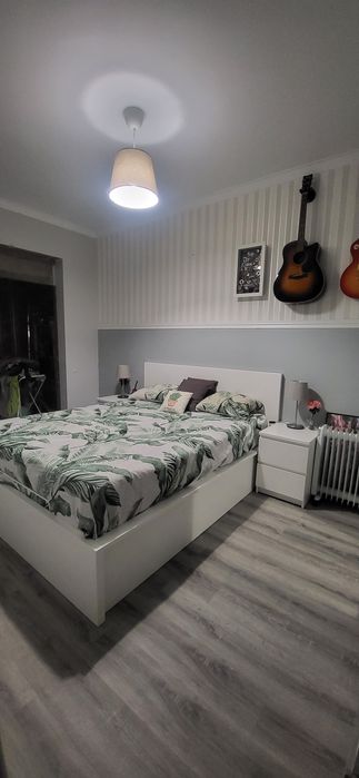 Cama com arrumação Ikea Malm + comodas Ikea + colchão