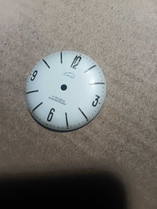 Eusi - tarcza do zegarka