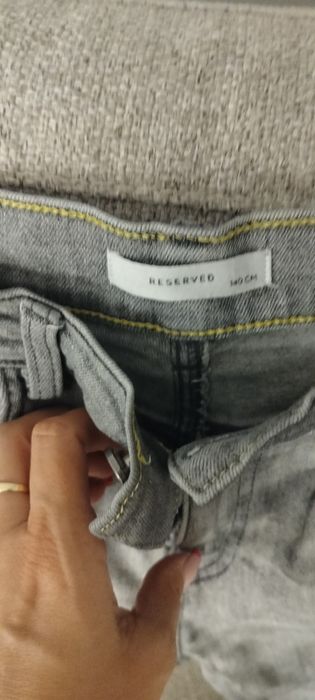 Jeansy Reserved 140