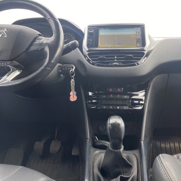Peugeot 2008 2013r