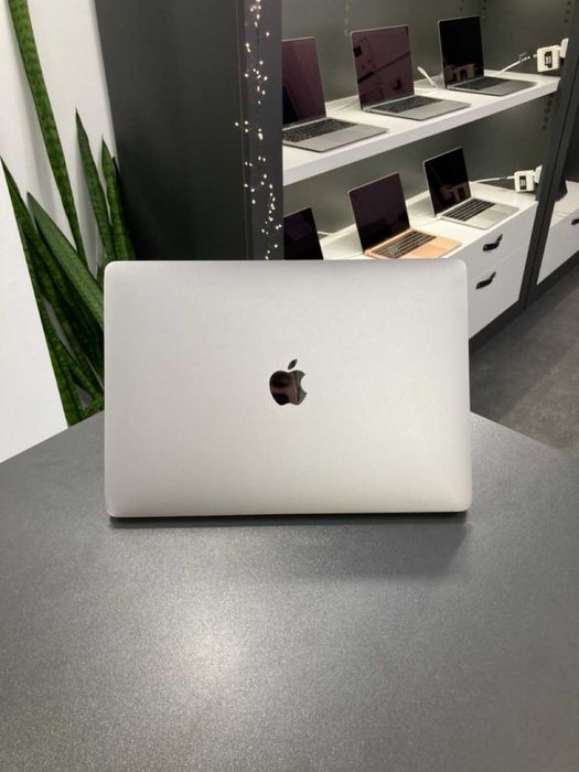 Ноутбук MacBook Pro 13” 2018 i5/8/256 ГАРАНТІЯ 85371