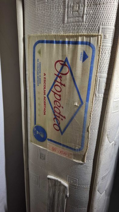 Limpeza garagem – artigos variados (Bicicleta, Colchão, Mala..)