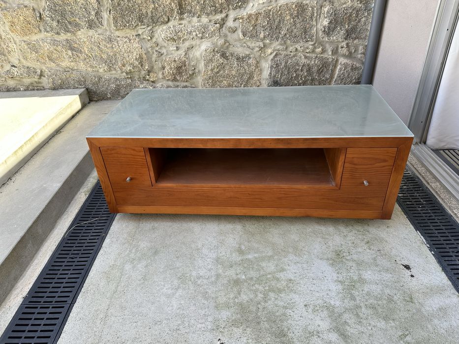 BAIXA PREÇO! Movel TV e mesa de apoio madeira