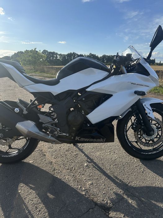 Kawasaki ninja 250sl 2015 ABS