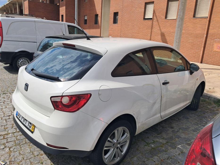 SEAT Ibiza 1.2 70cv (2011) – 178.000 km – Perafita