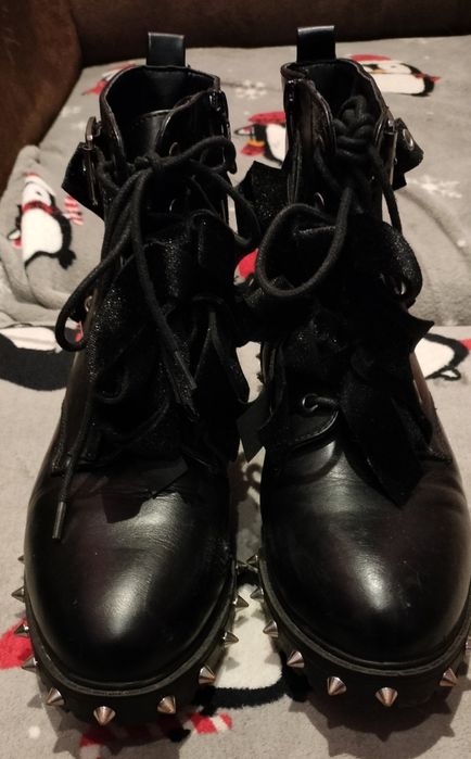 Czarne buty DeeZee, rozmiar 39