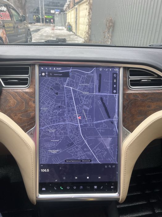 продам Tesla s 2017року