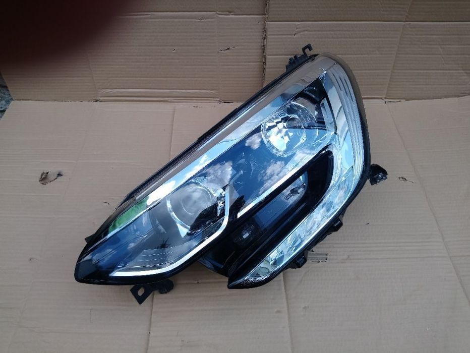 renault megane iv lampa przednia lewa