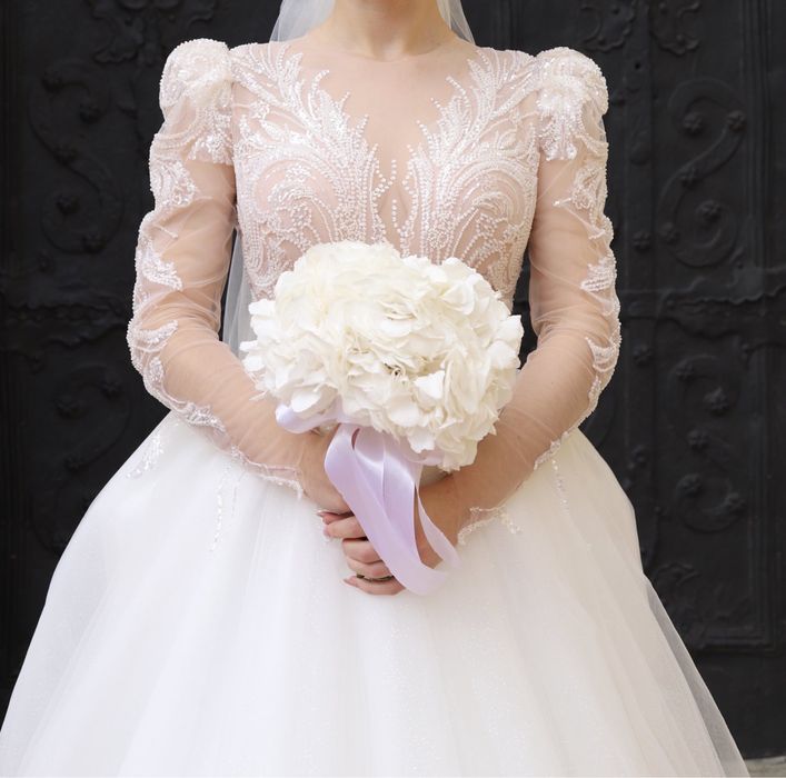 Весільна сукня