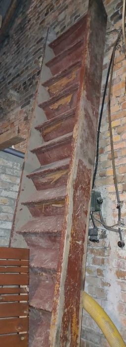 Schody drewniane ok. 273 cm