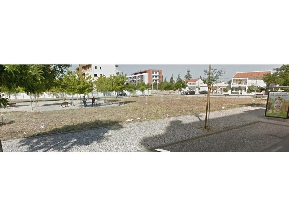 Lote para construção de Apartamentos em Loulé