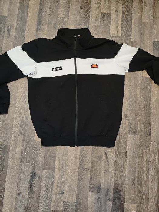 Олимпийка Ellesse
