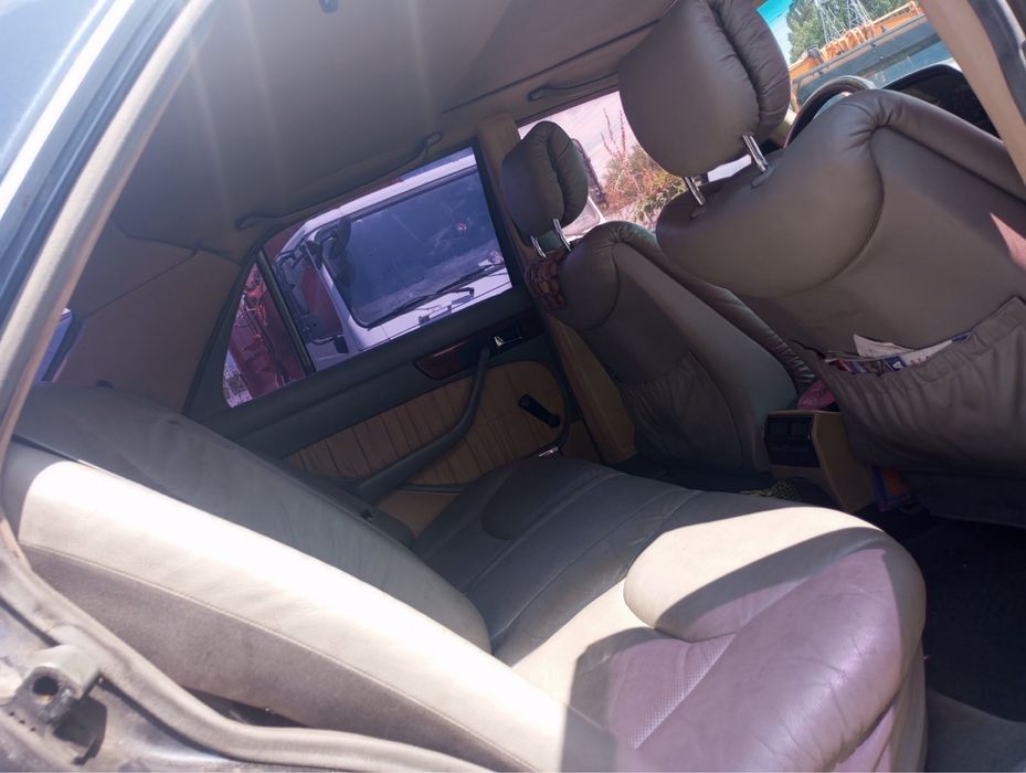 Разбираем на болты и гайки Mercedes W126 OM603 3.0 дизель