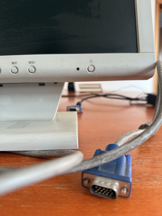 Monitor do komputera Nec 15”