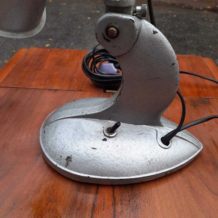 Старинная ,редкая ,,индустриальная ,настольная лампа ,металл СССР: 3 ...