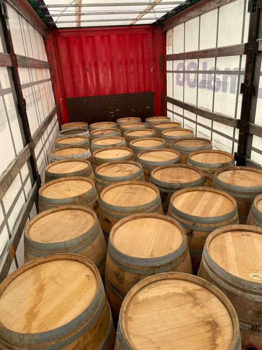 Lotes barricas/barris/pipos madeira de carvalho 225L