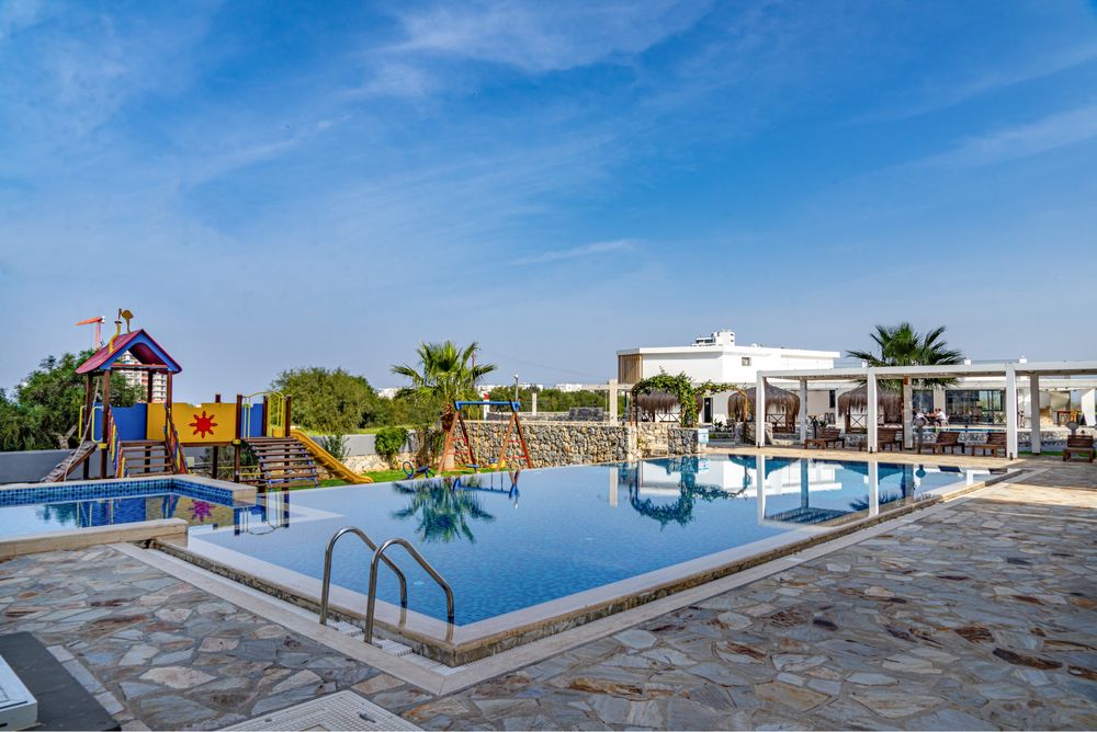 Кіпр квартира біля моря з рострочкою